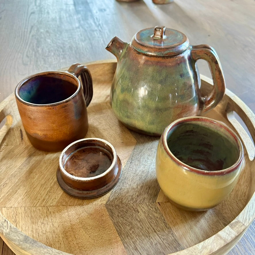 Théière Lorna et les deux tasses